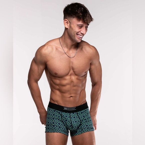 BoxMenswear NWT Feature Fit Medium Gemstone Boxer Briefs - Picture 8 of 9